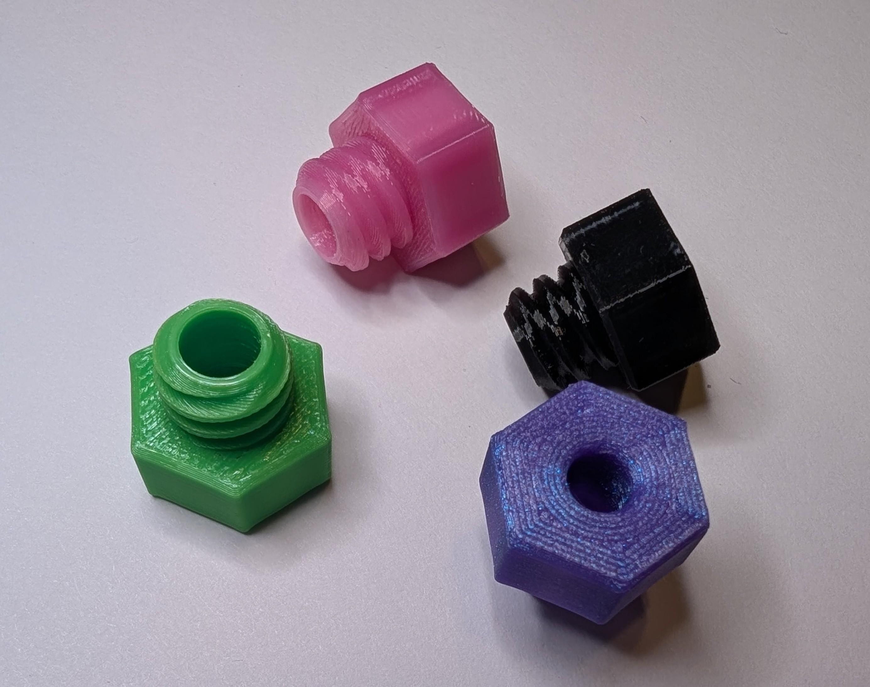 Feeding Tube Adapter For Press-in Bottle Syringe